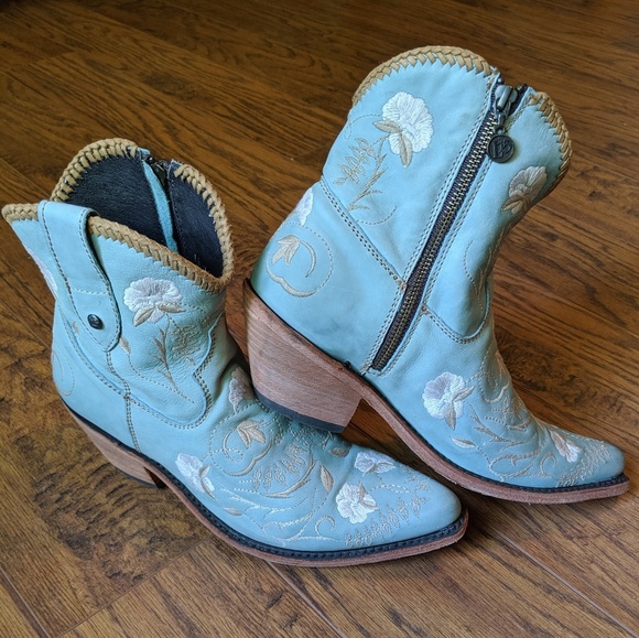Liberty Black Shoes - Liberty Black cowboy western ankle boots booties